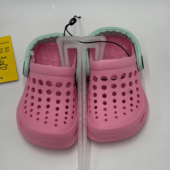 Other - NWT Joybees Kids’ Active Clog - Soft Pink / Mint, Size 4/5